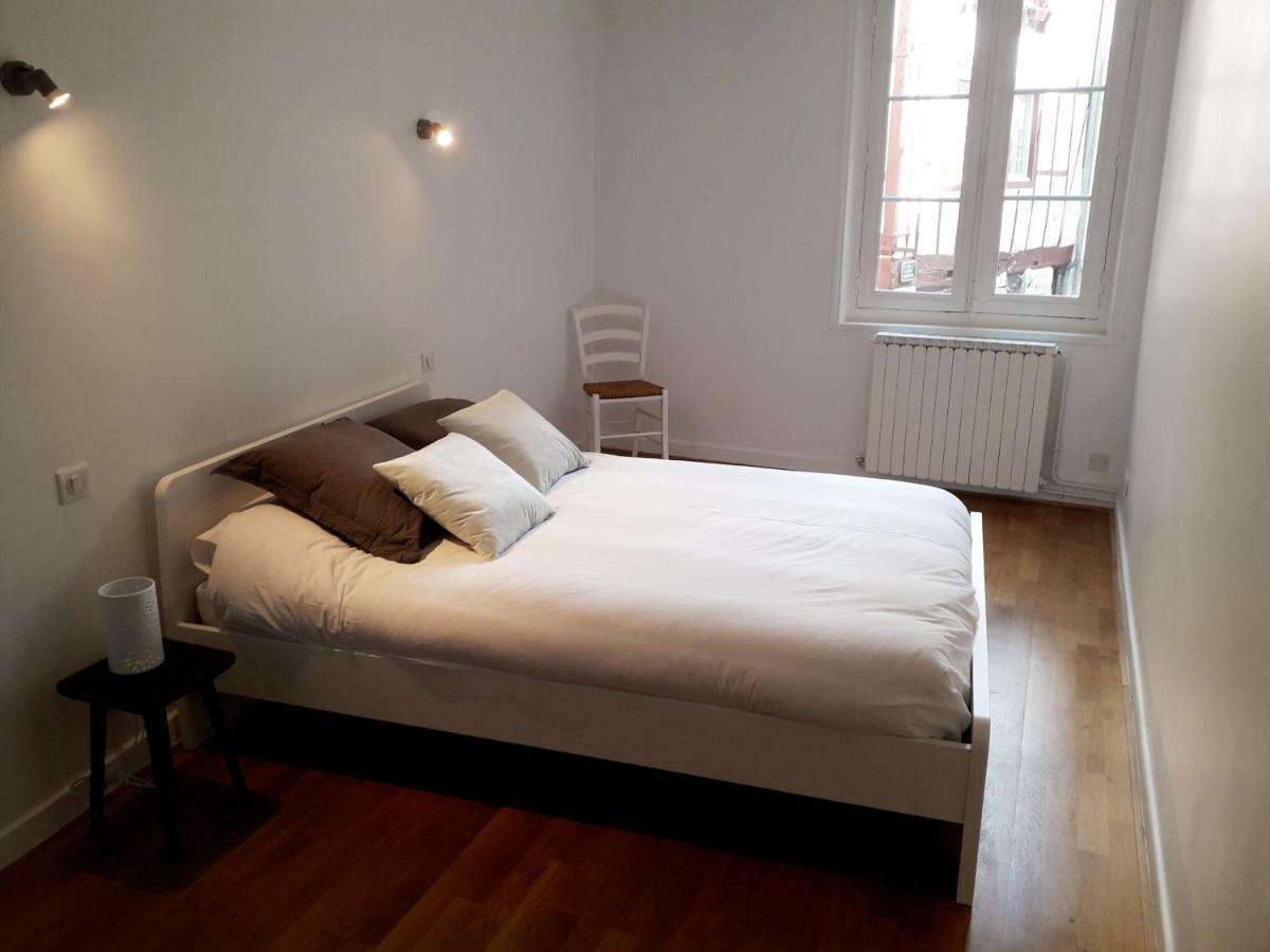 Appartement Au Coeur De Bayonne Sur Les Remparts Bagian luar foto